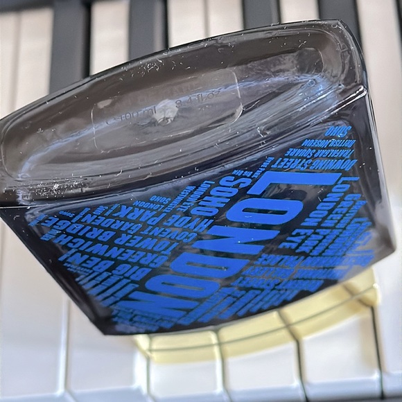 English Laundry - London - Picture 4 of 4